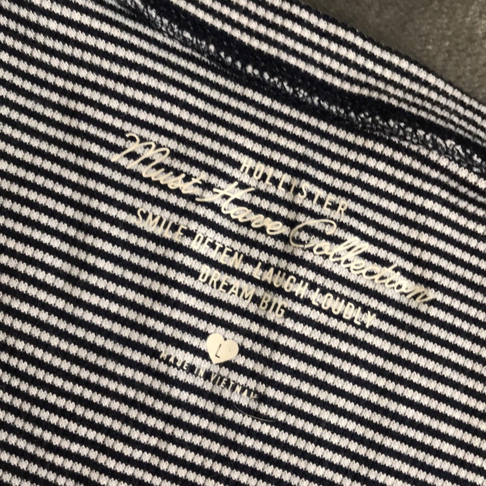 Hollister Striped Button Up Top - Picture 2 of 3